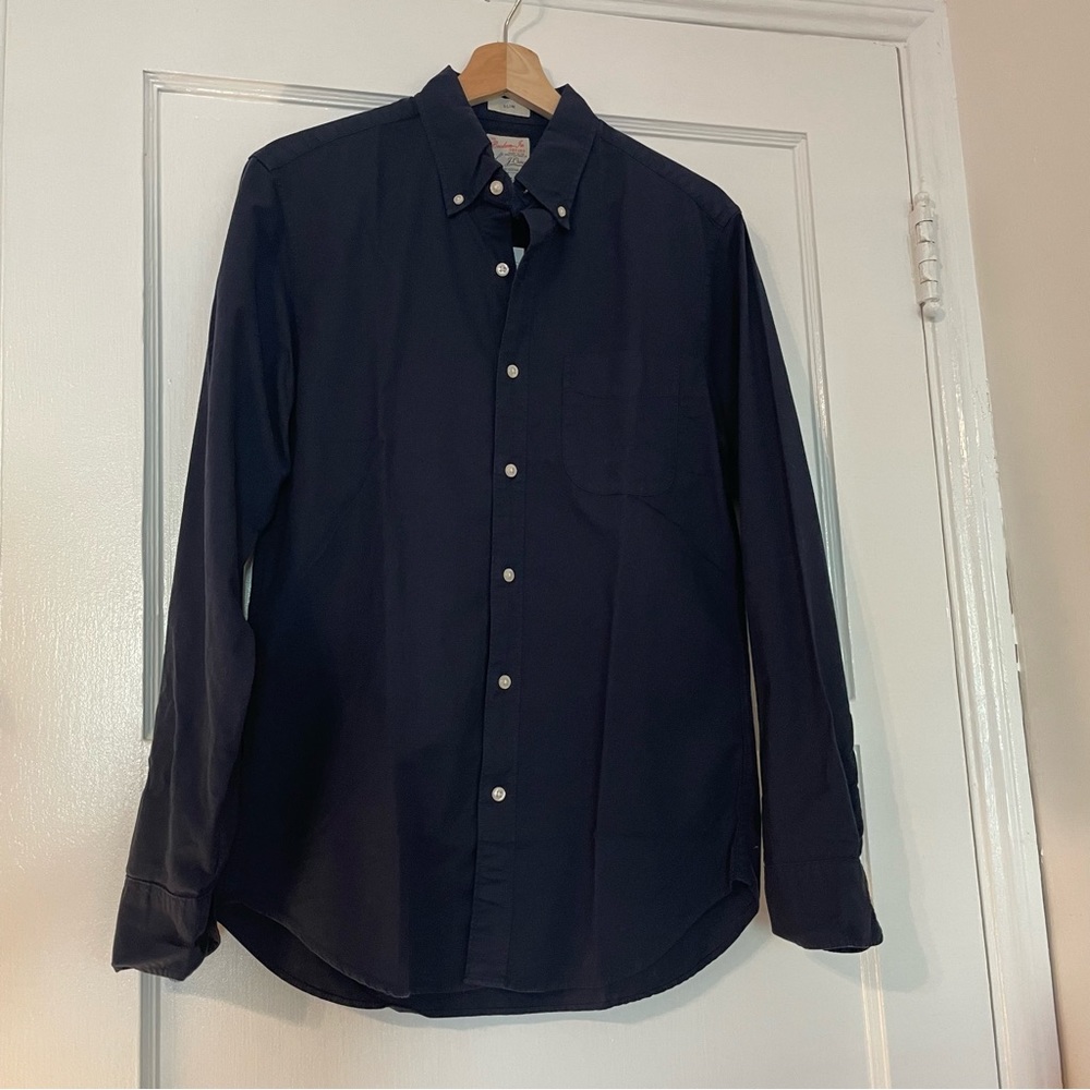 J.Crew Slim Broken-in organic cotton oxford shirt in Navy - Small